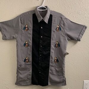 Gray and Black Short Sleeve Button-Up Shirt